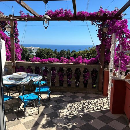 Luxury House In Villa Pompeiana Via Camerelle Con Terrazza Vista Mare Capri Exterior foto