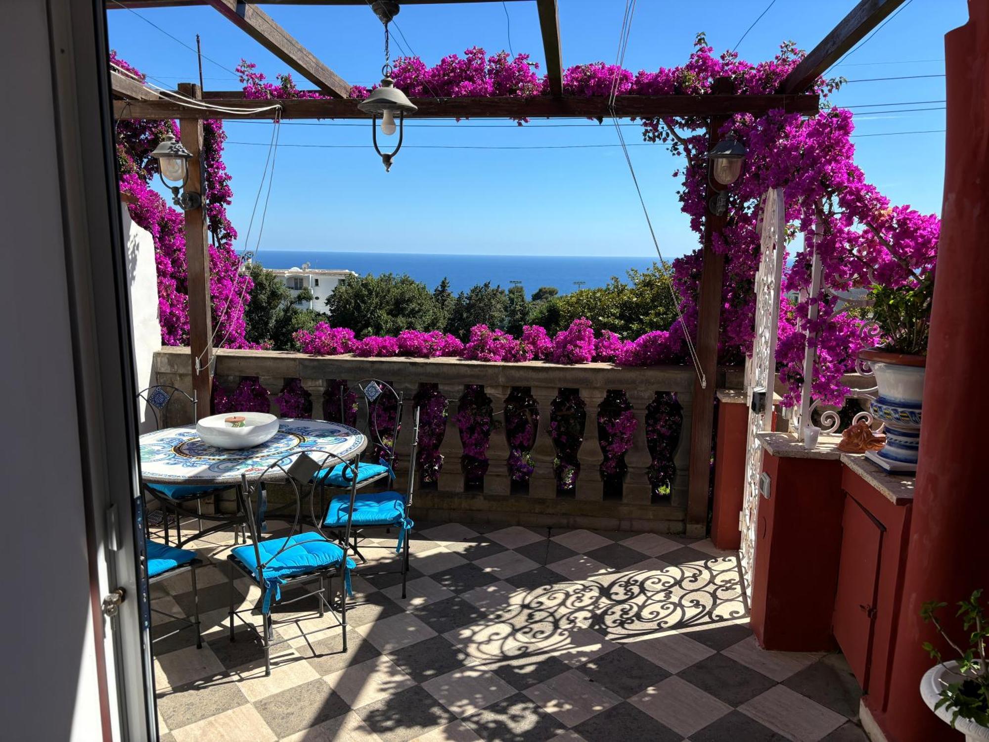 Luxury House In Villa Pompeiana Via Camerelle Con Terrazza Vista Mare Capri Exterior foto